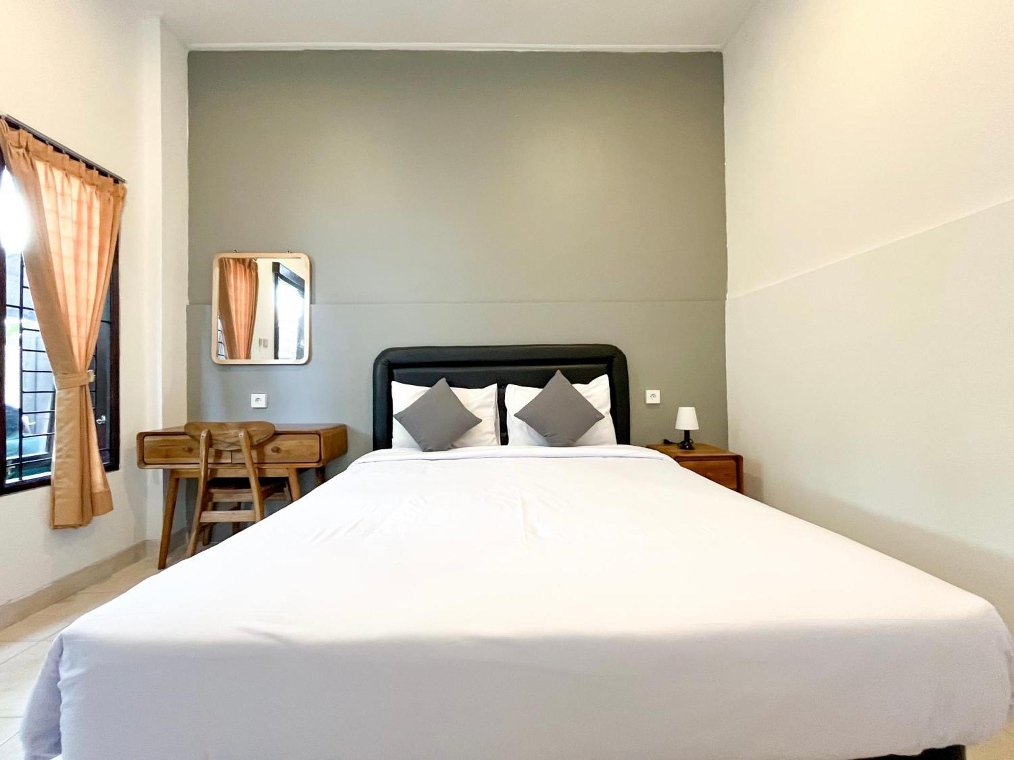 Adi Surya Guest House Семиньяк Экстерьер фото