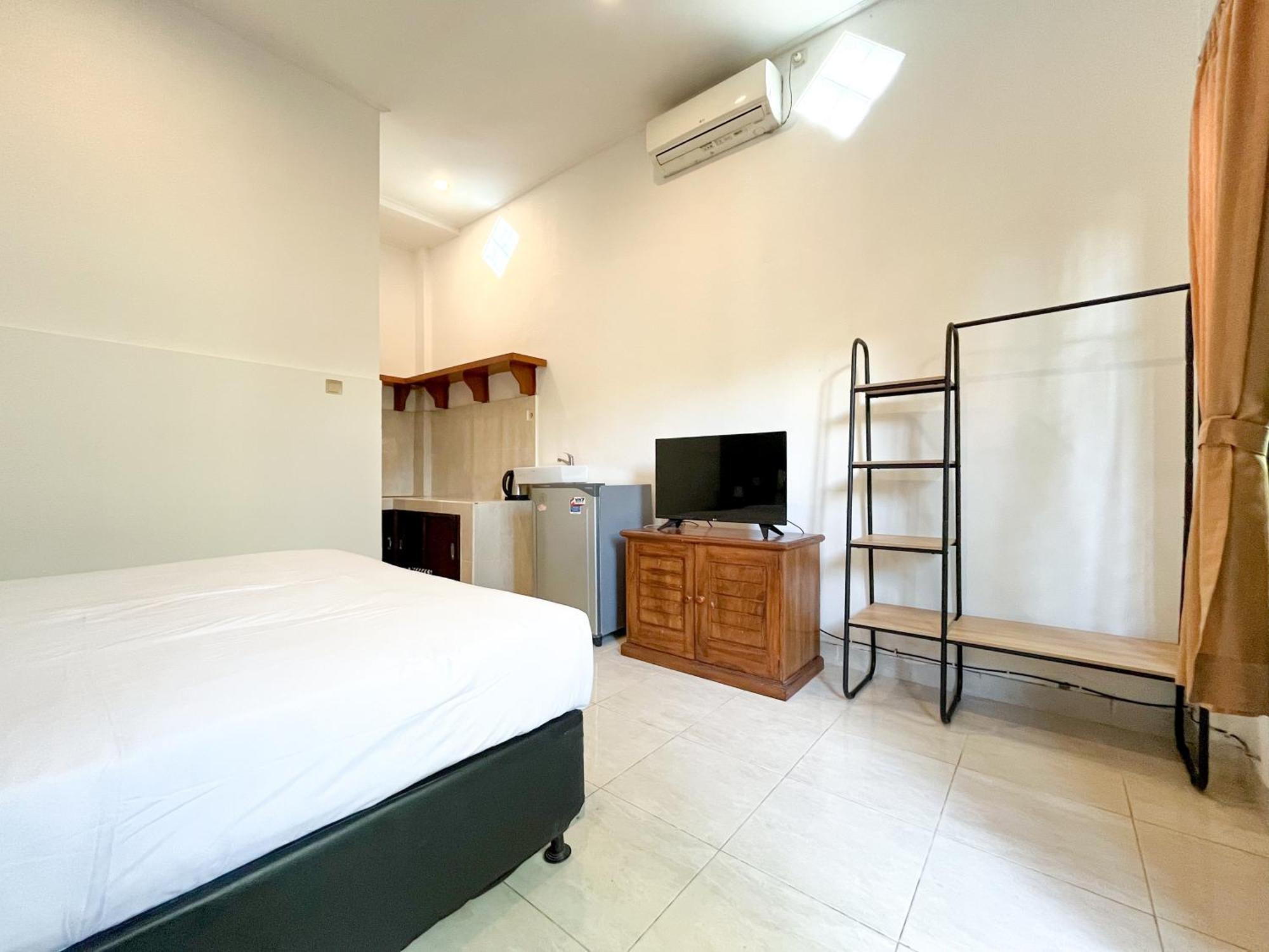 Adi Surya Guest House Семиньяк Экстерьер фото