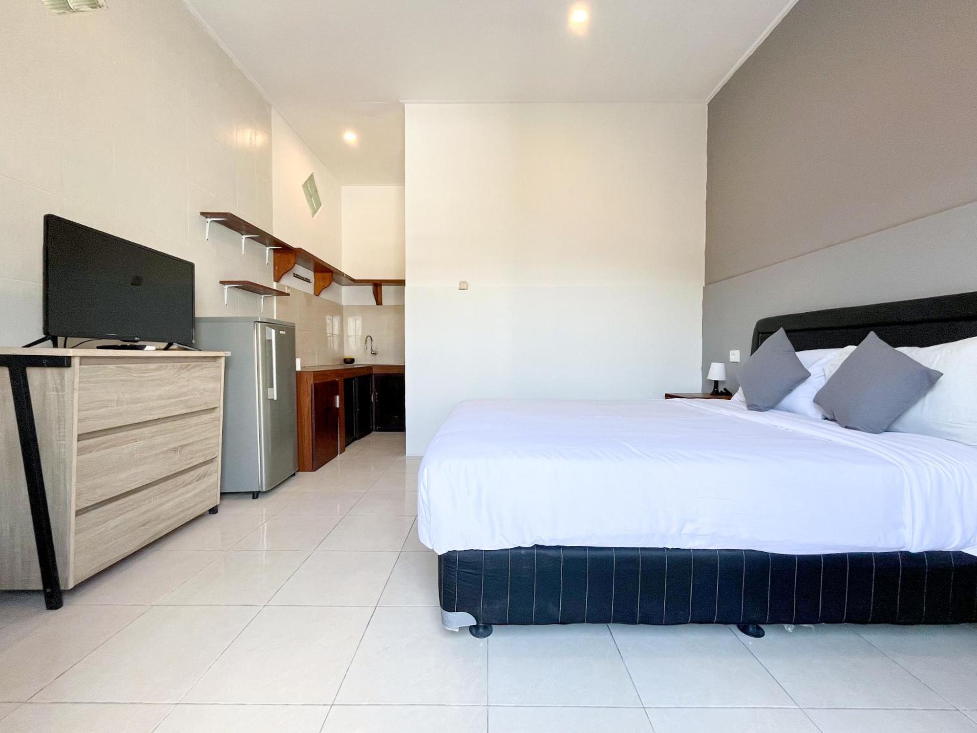 Adi Surya Guest House Семиньяк Экстерьер фото